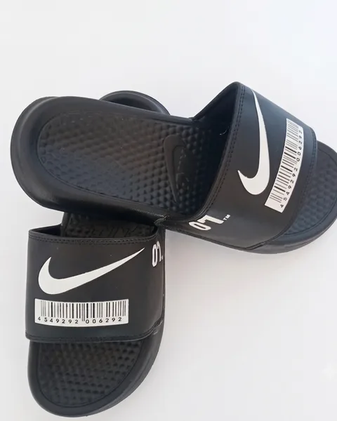 Nike Benassi JDI "Barcode