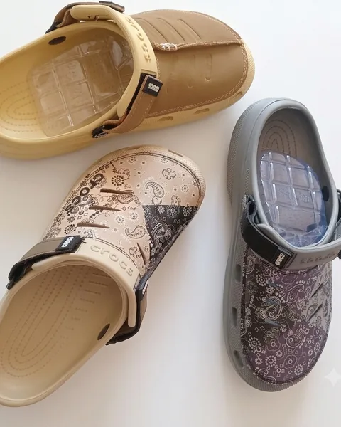 Crocs Custom Bandana Clog (Yukatan Style)