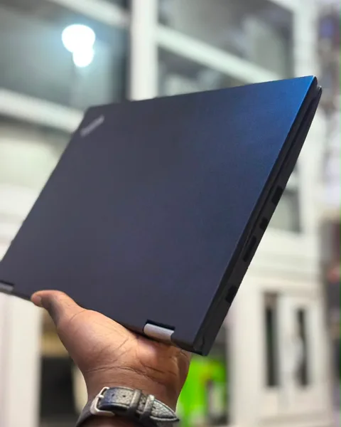 ✨*Lenovo Thinkpad Yoga 260 2-in-1*💻