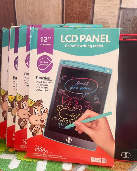 ✨*LCD Tablet for Kids*📱 *Design for;* •Writing 📝✍️ •Drawing 🎨 •Doodle🦋🌠🎯 •Creative 🧑‍🎨          Size 10” inches & 12” inches