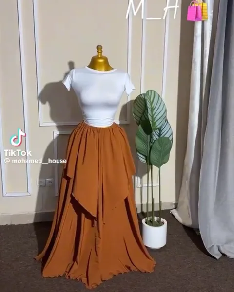 Ladies free skirt